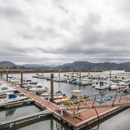 Luxury Coastal With Stunning Sea Views Apartmán *